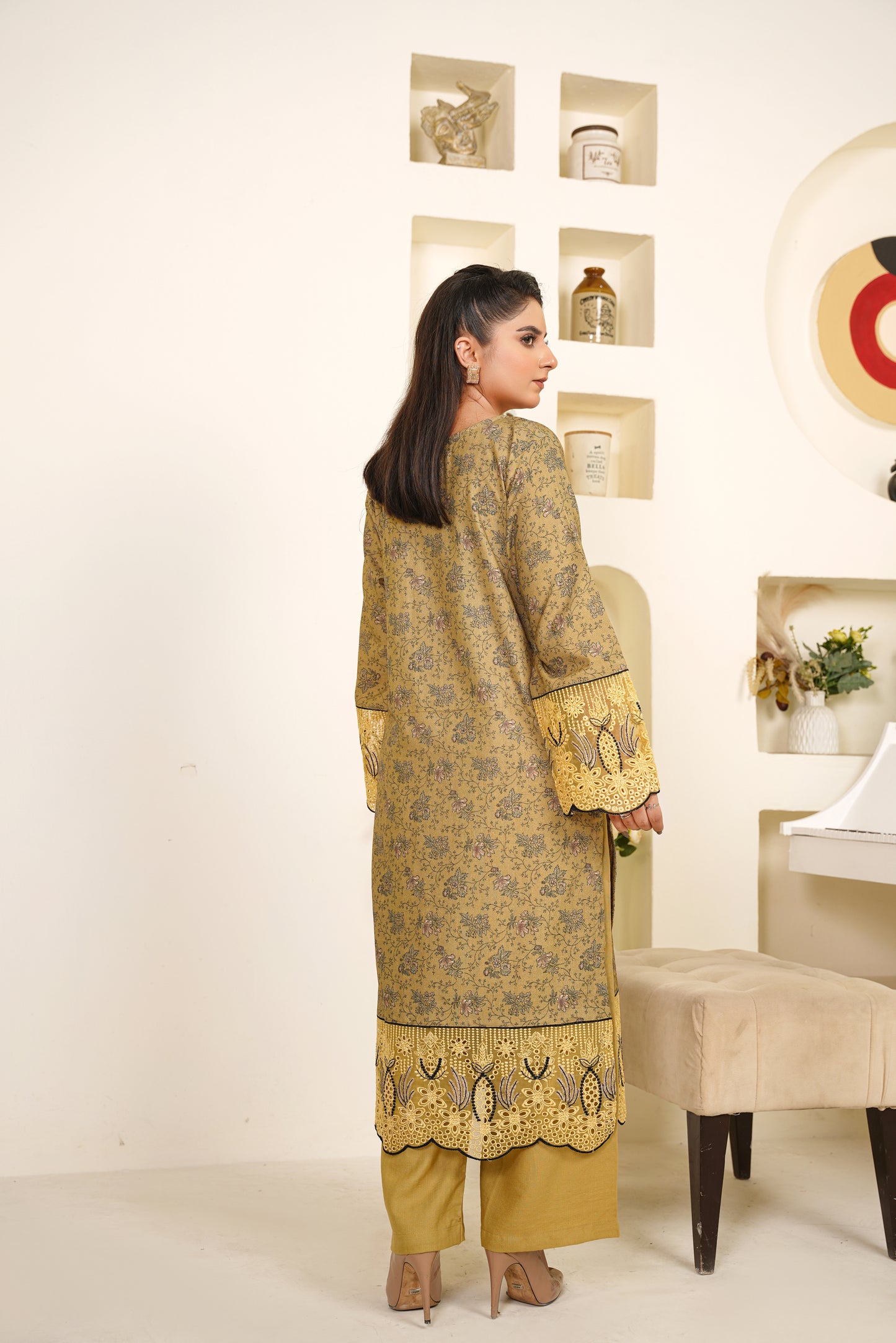 Adan 02-PC Winter Stuff